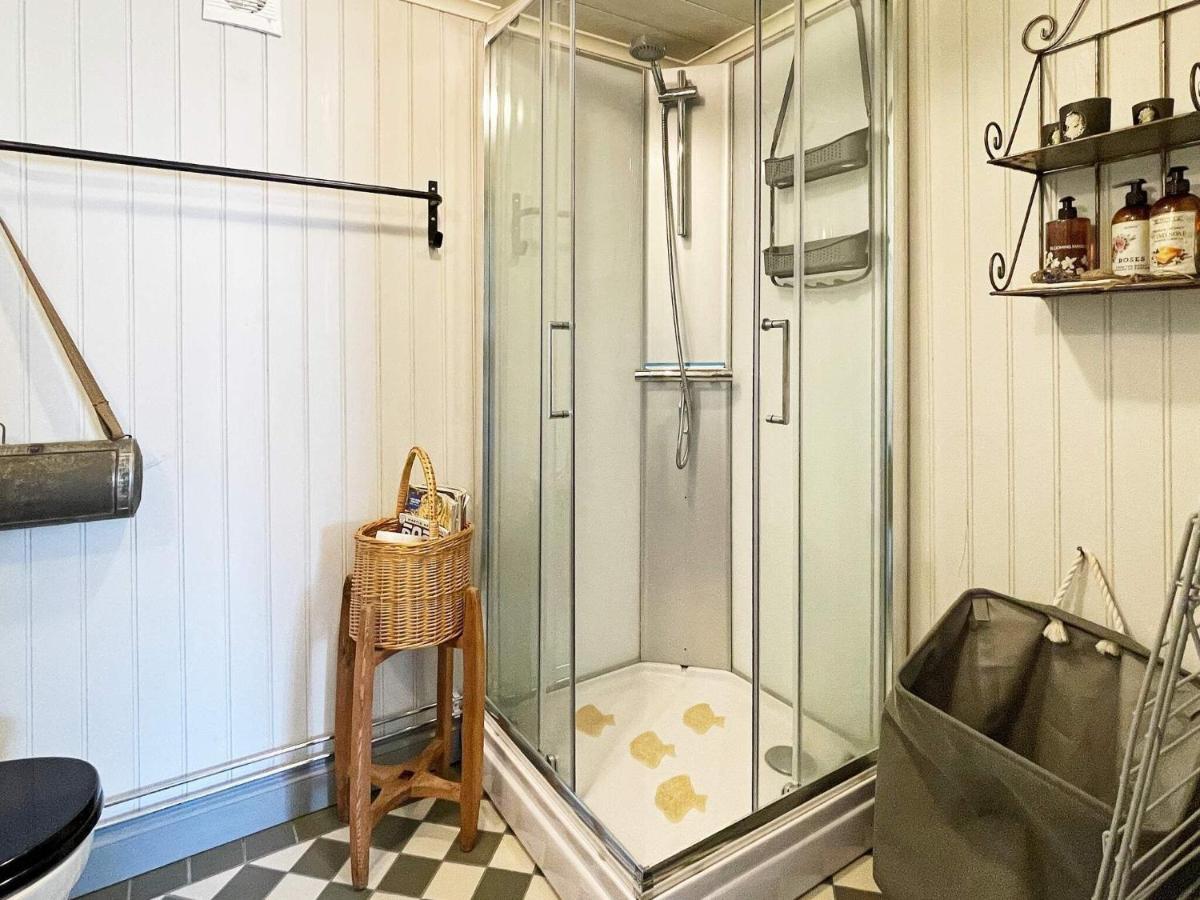 4 Person Holiday Home In Furuby Екстер'єр фото
