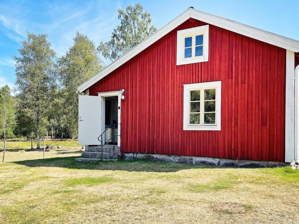 4 Person Holiday Home In Furuby Екстер'єр фото