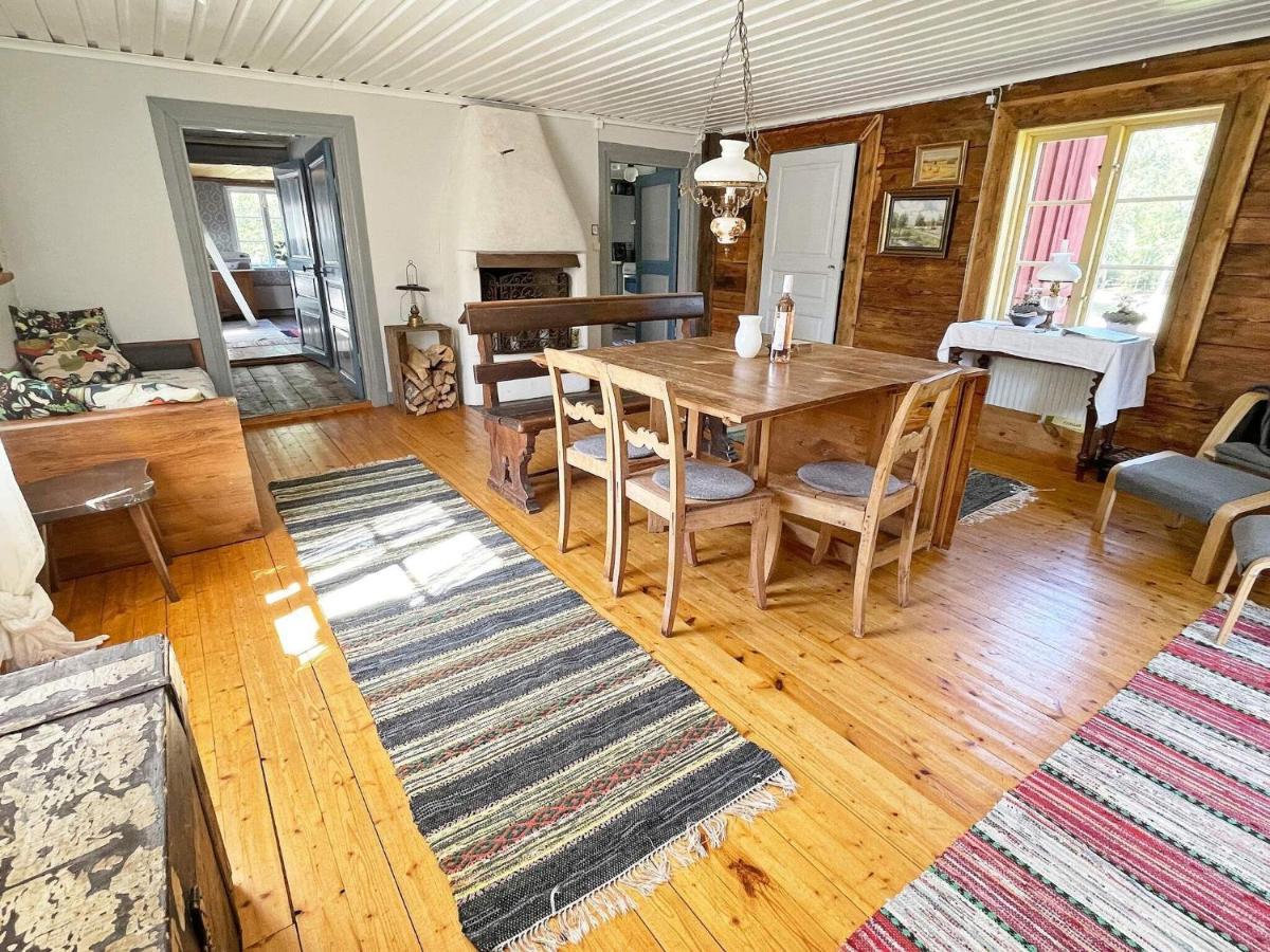 4 Person Holiday Home In Furuby Екстер'єр фото
